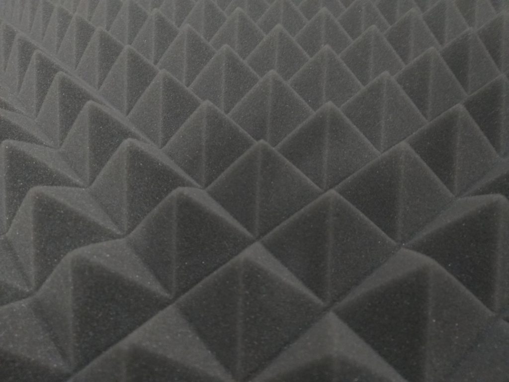 فوم هرمی ، پنل آکوستیک هرمی ، فوم آکوستیک ، پنل آکوستیک