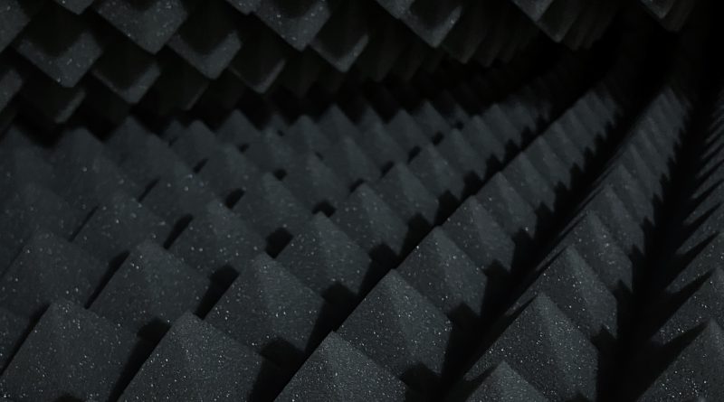 فوم هرمی آکوستیک عایق ضد صدا